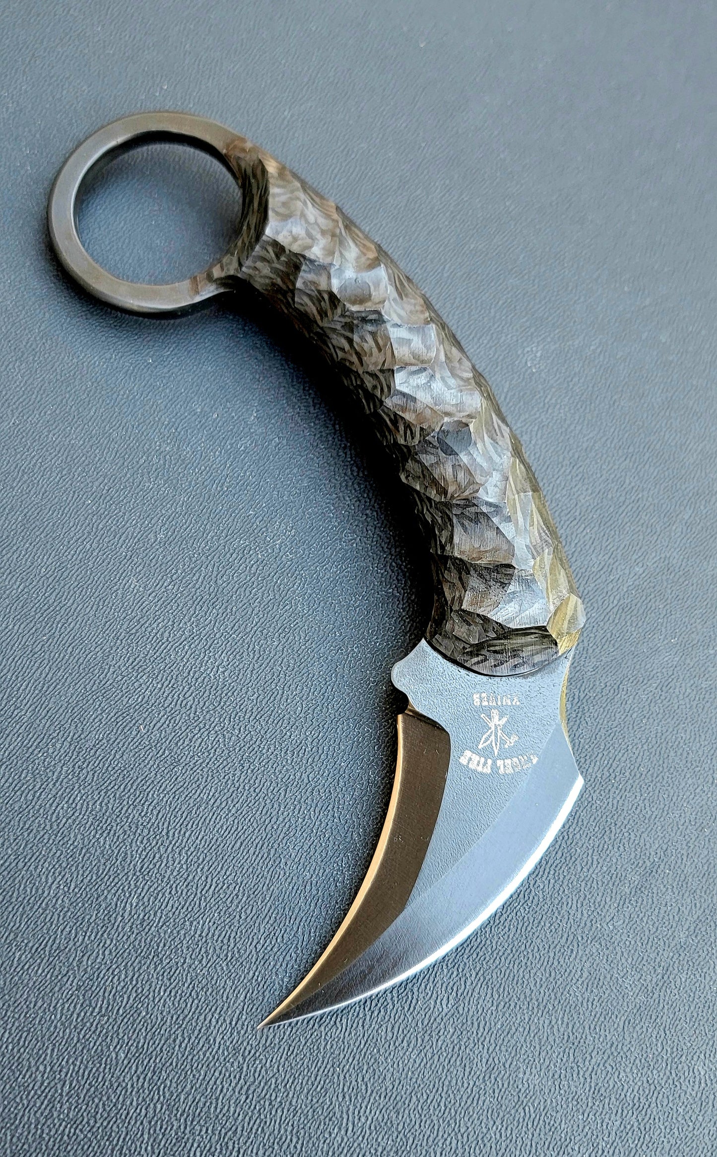 Mini Fu Karambit Carbon Fiber