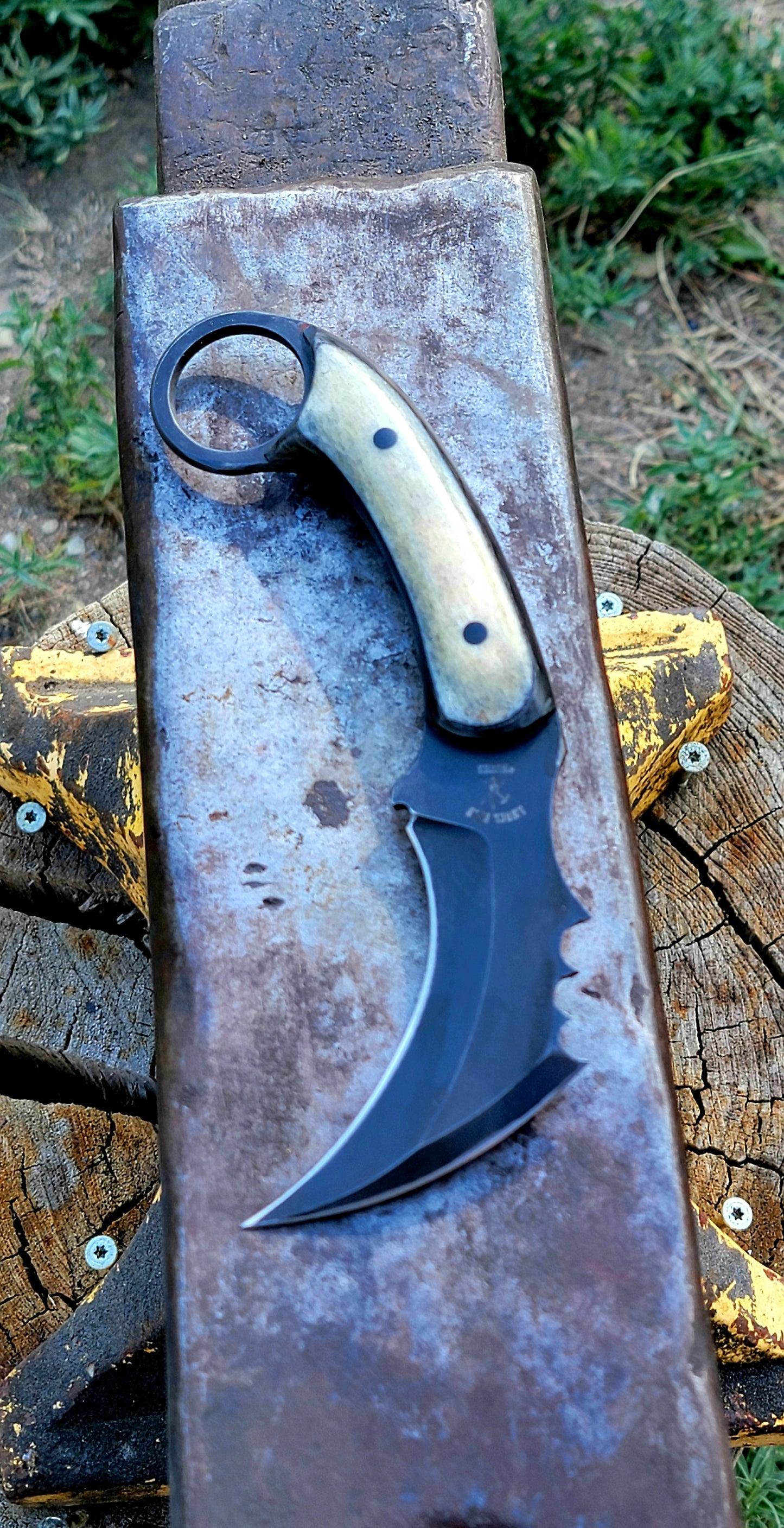 Custom Venom Karambit