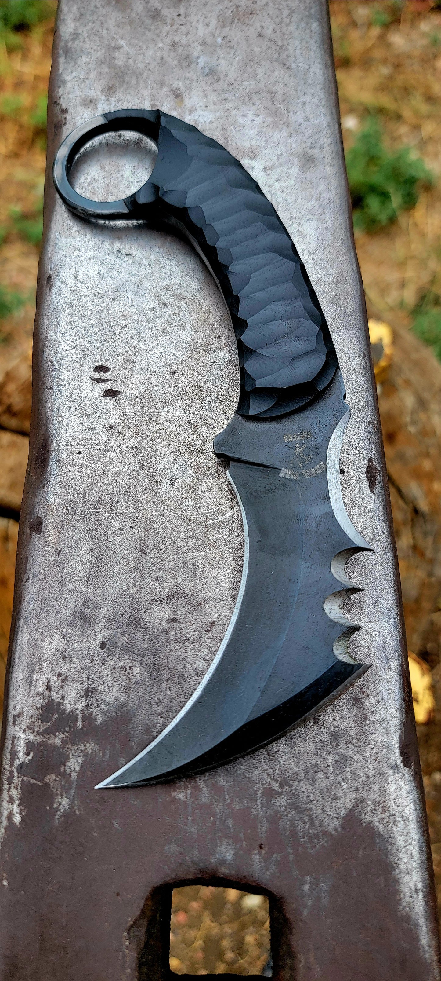 Venom Karambit G10