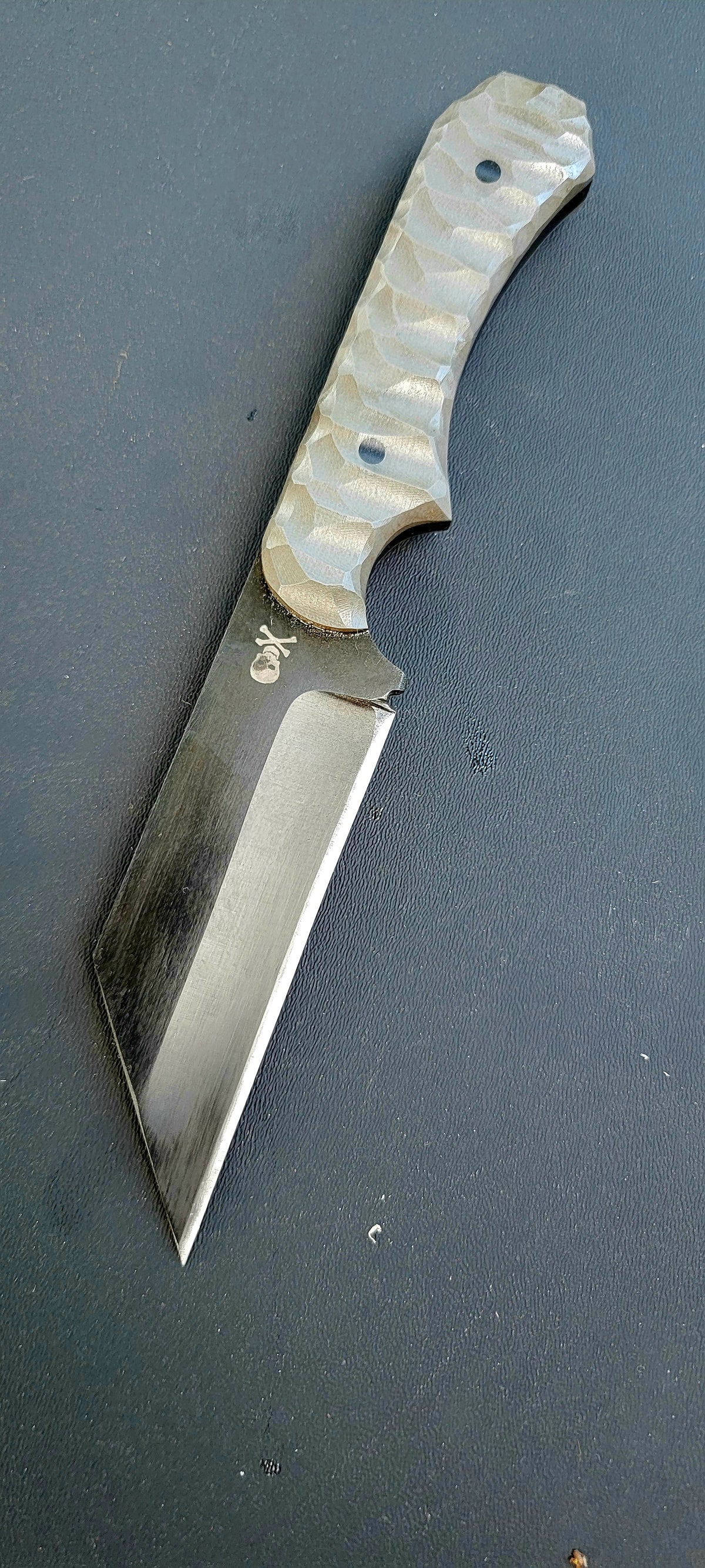 Custom Seax W2 steel