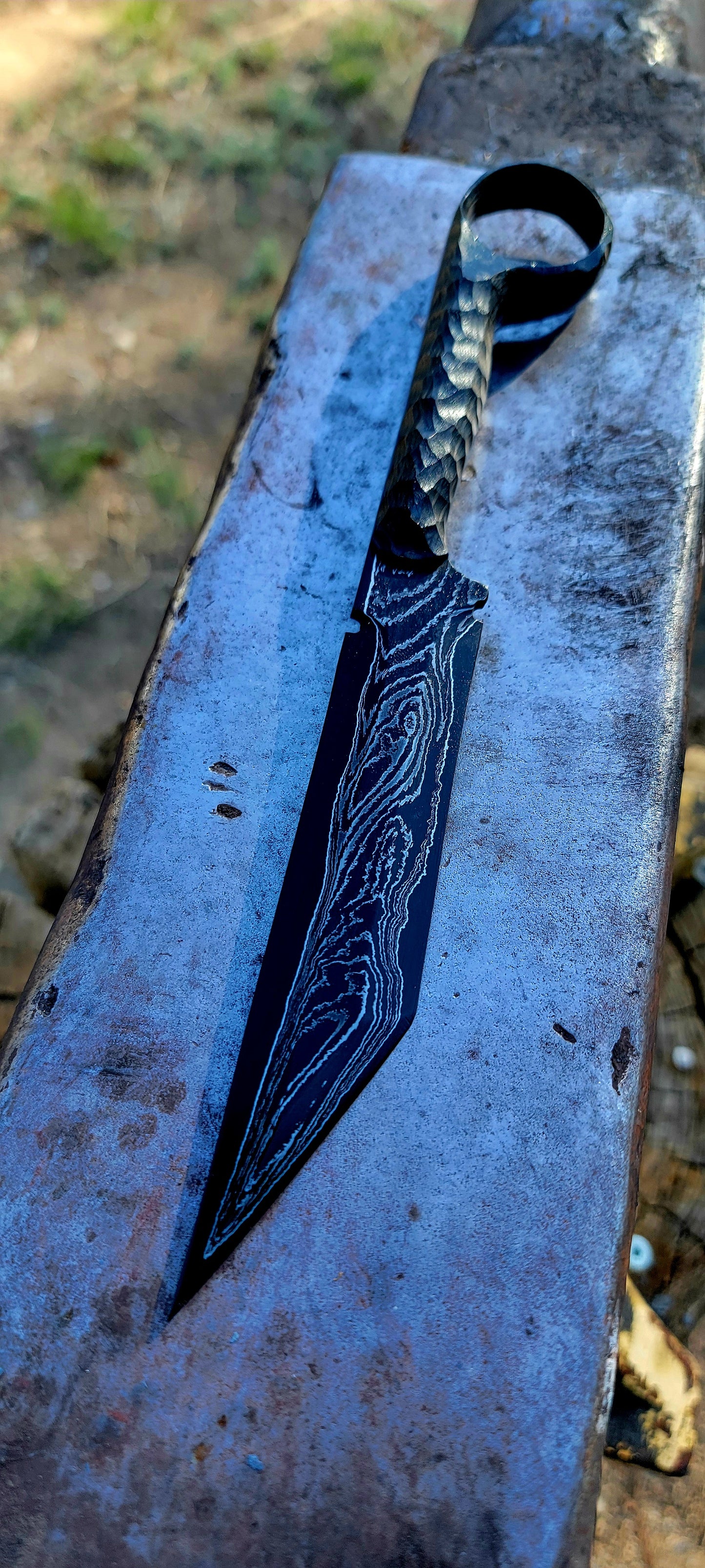 Triple-edged San Mai Tanto