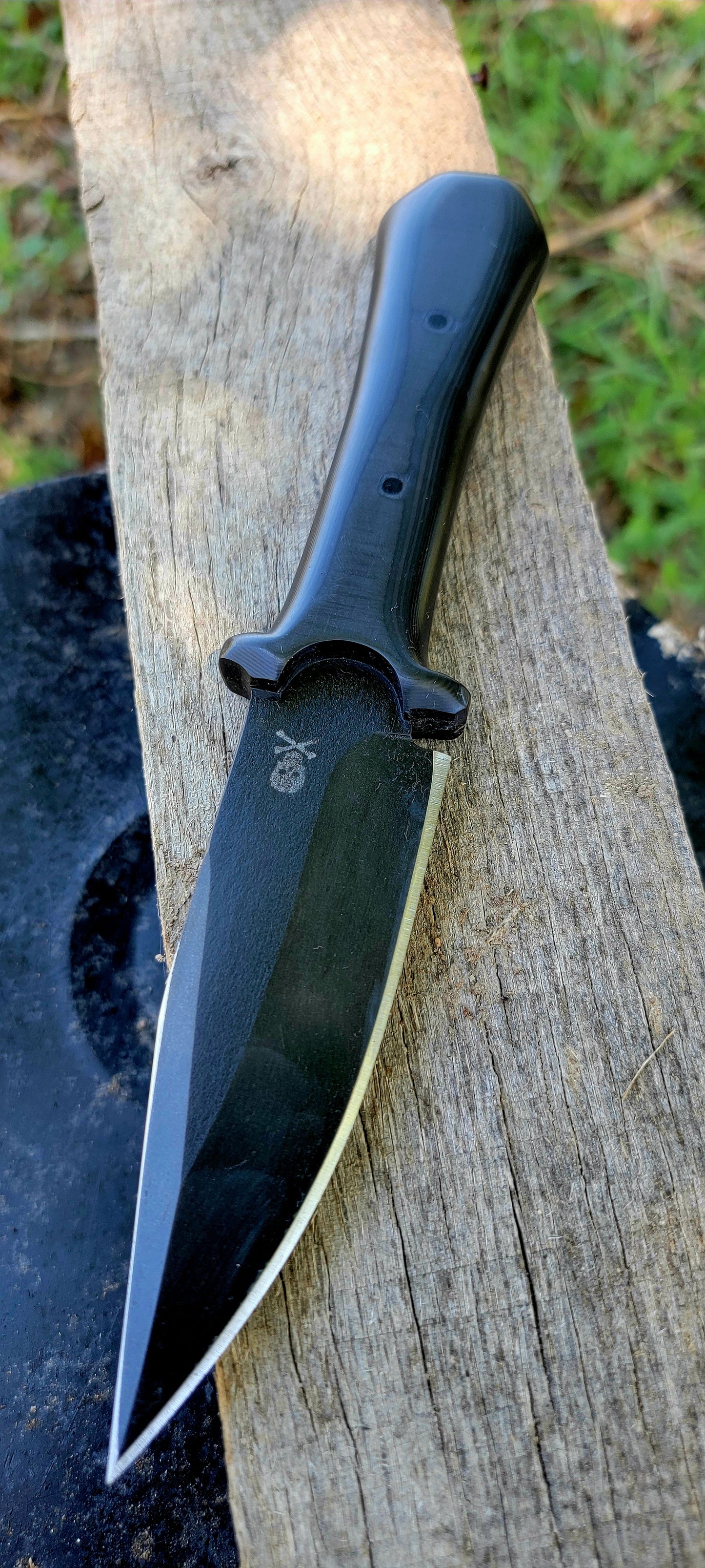 Blackened Edc Vest Bowie polished handle