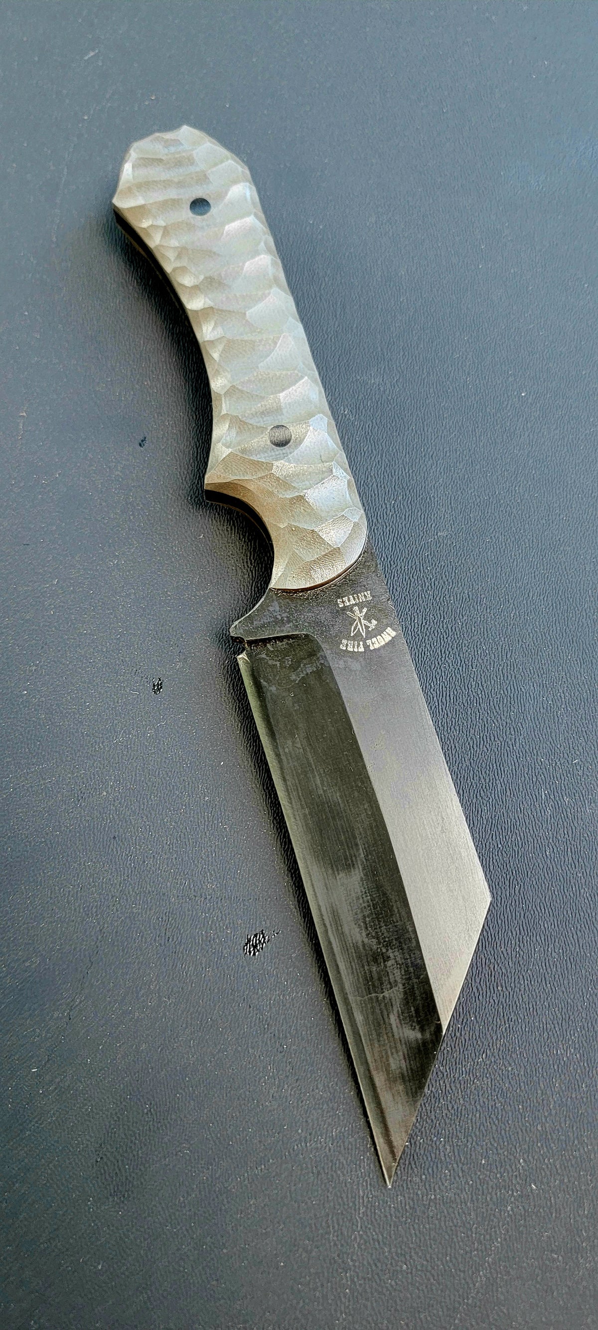 Custom Seax W2 steel